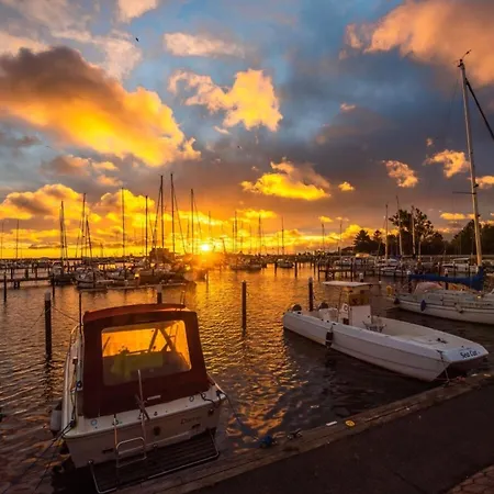 Appartamento Marinaluna Damp